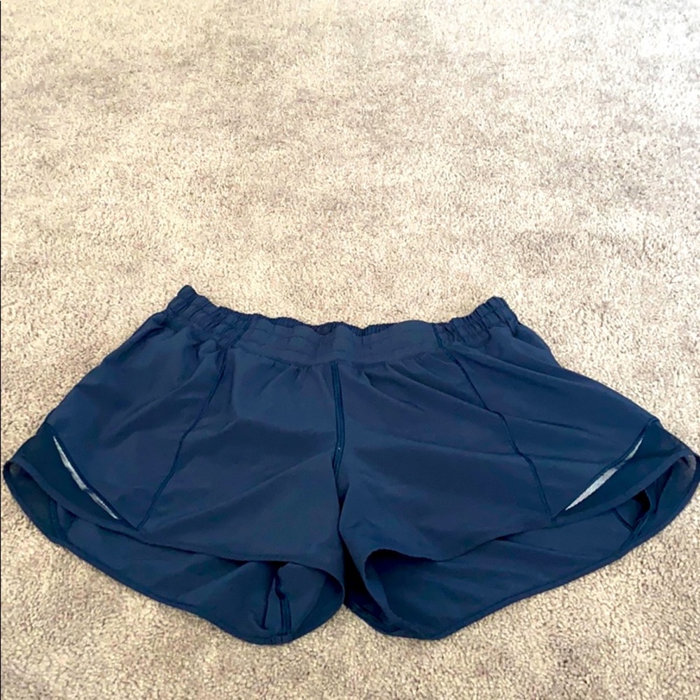 Royal blue hottie hot 2.5 Lululemon shorts